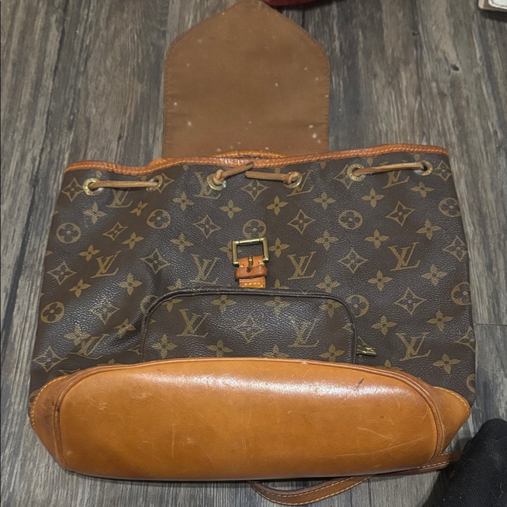 Louis Vuitton Brown and Tan Monogram Bag
